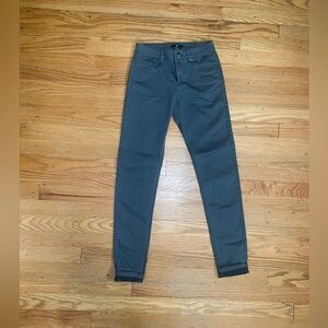 H&M gray high rise skinny jeans size 4 EUC